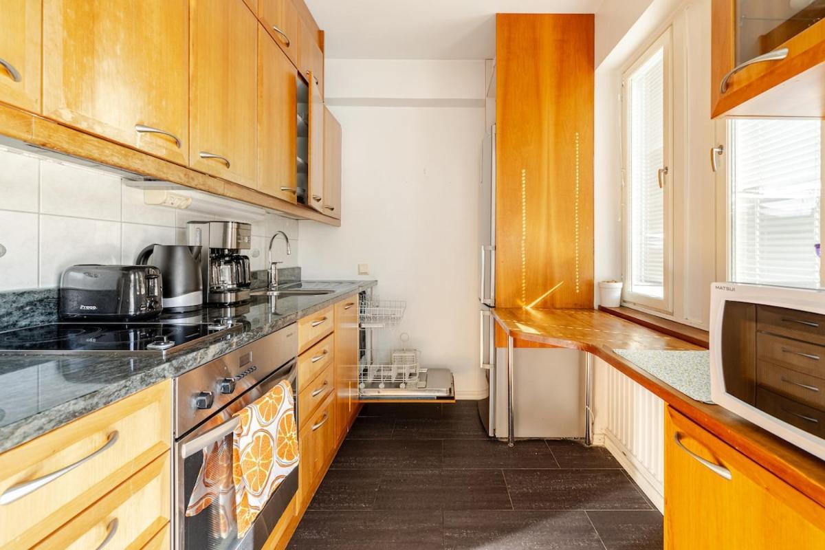 Appartement In And Super Easy To Airport And Center And A Private Free Parking Helsinki