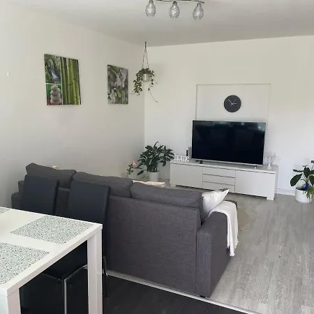 In Helsinki And Super Easy To Airport And City Center And A Private Free Parking Extérieur photo
